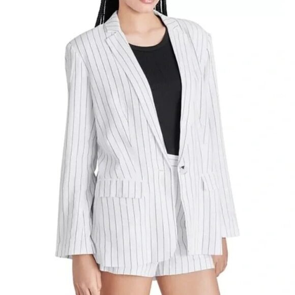 Steve Madden Women's Jessa Blazer Jacket White Black Size Medium NWT - Picture 8 of 8